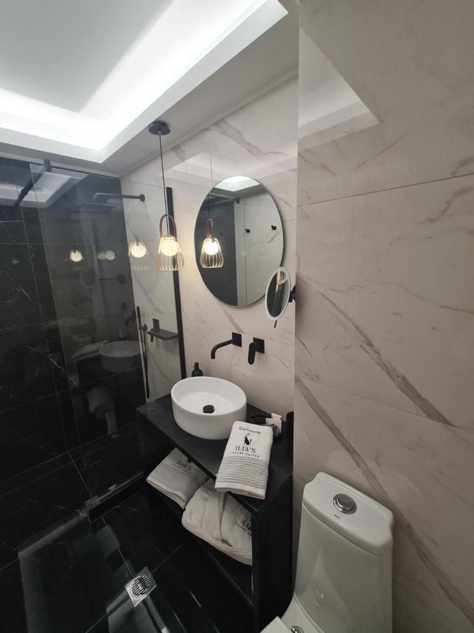 Ilia'S Luxury Suites - Adults Only 西洛卡特伦 外观 照片